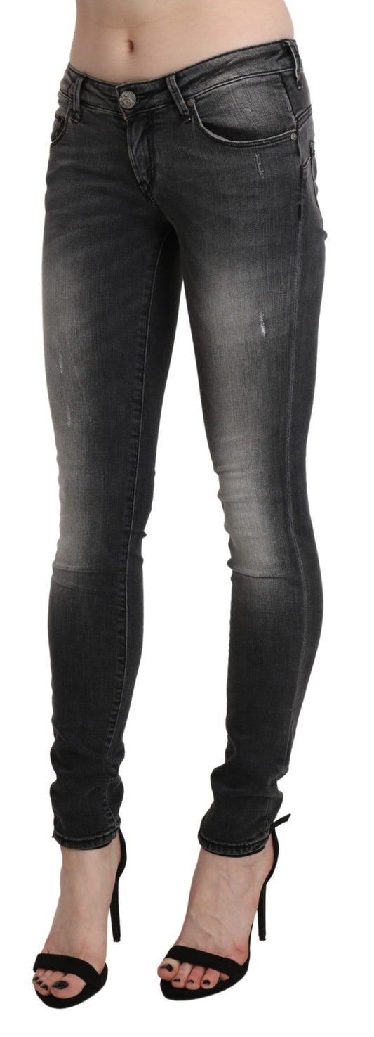 Acht – Schwarze, grau verwaschene Skinny-Jeans aus Baumwolle