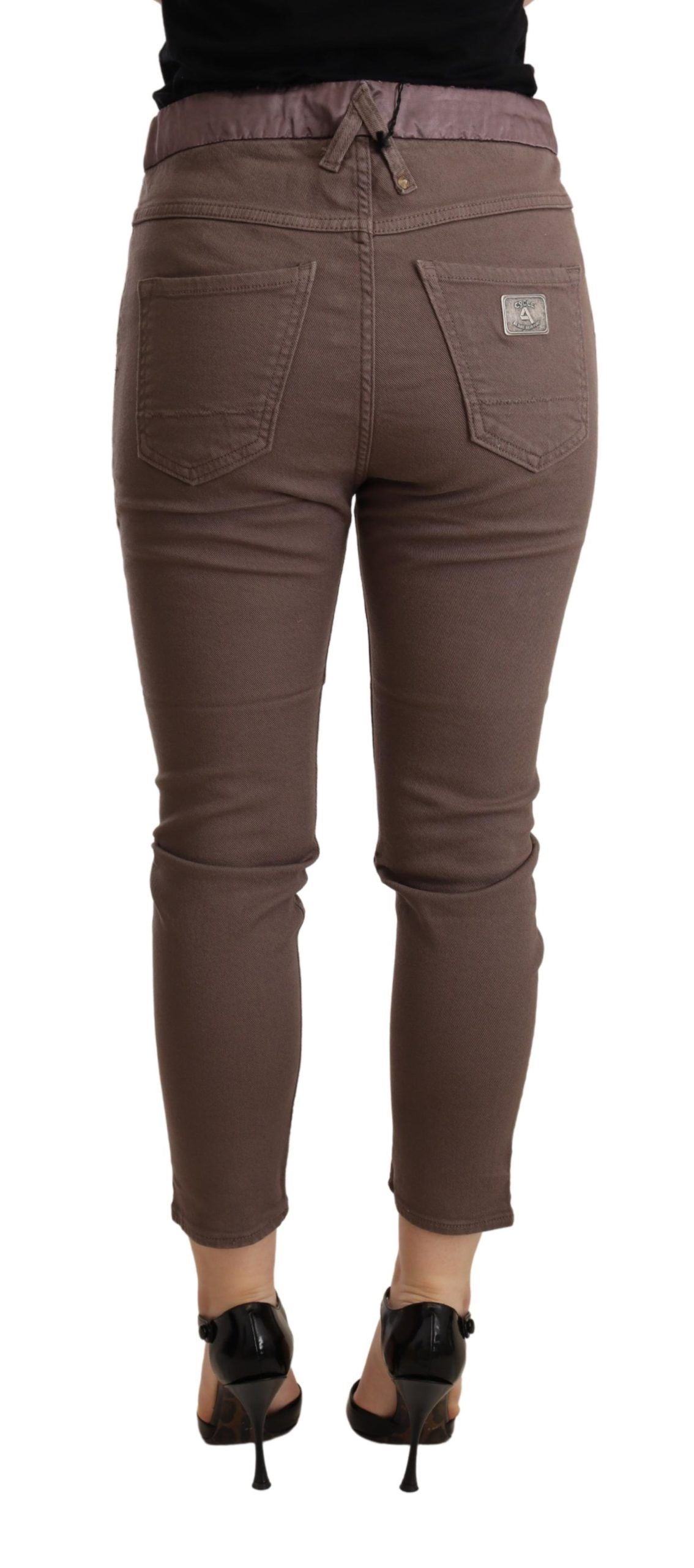 CYCLE – Enge Stretchhose mit mittelhohem Bund, Braun