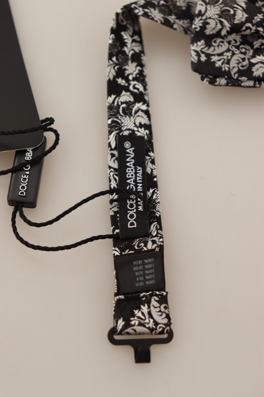 Dolce & Gabbana – Mehrfarbige Papillon-Fliege mit Blumenmuster und verstellbarem Halsausschnitt (Kopie)