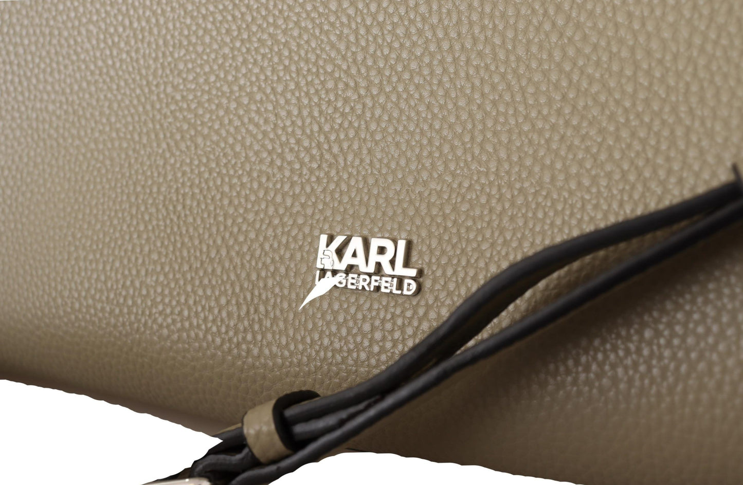 Karl Lagerfeld – Bezaubernde Tote aus salbeigrünem Leder