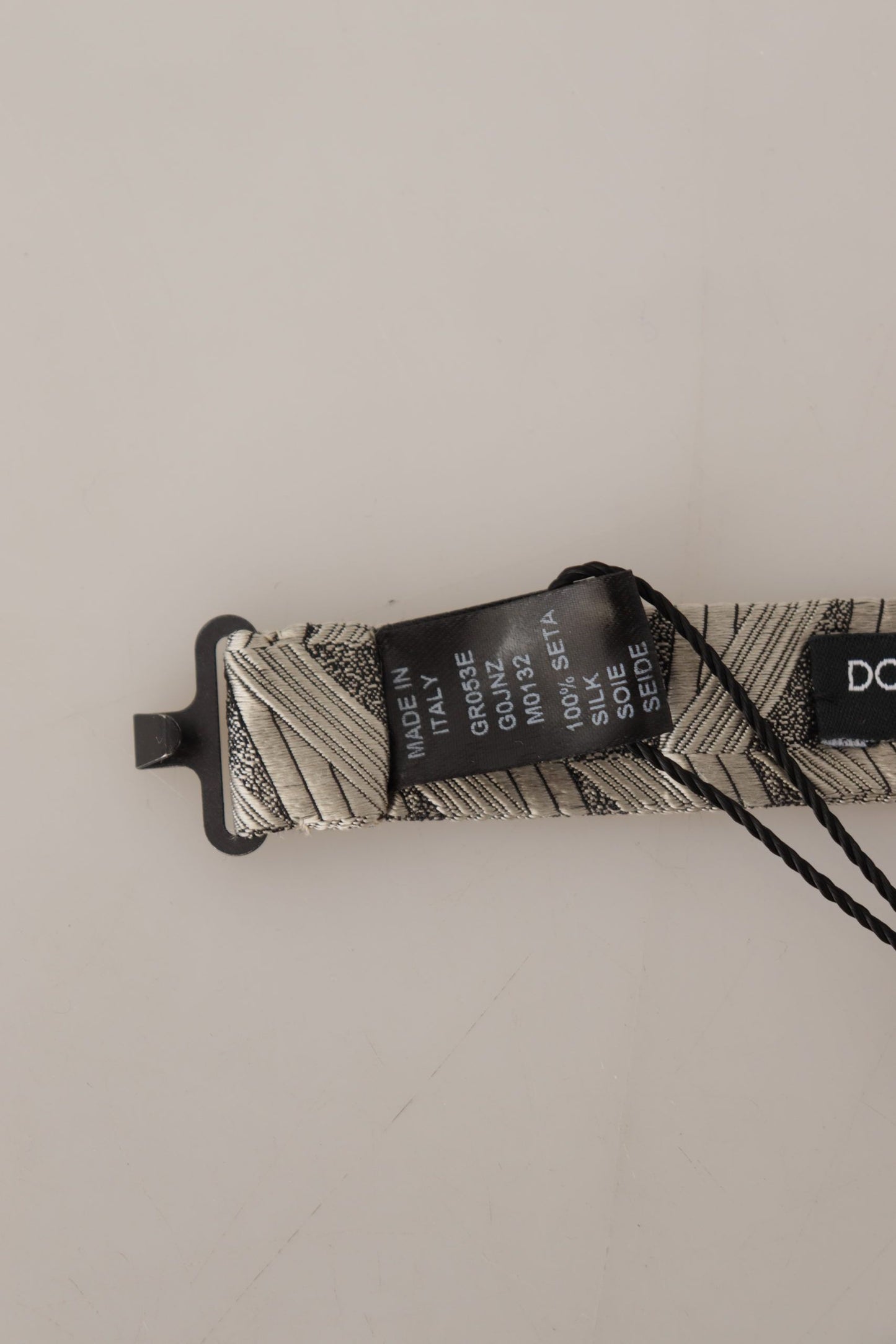 Dolce & Gabbana – Graue Papillon-Fliege aus 100 % Seide mit verstellbarem Hals