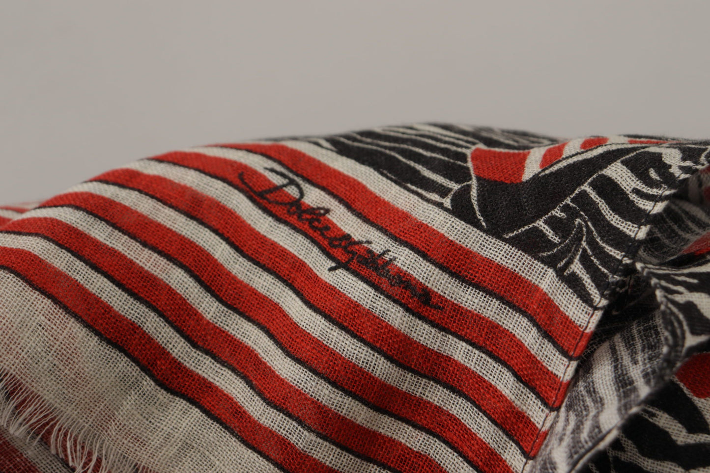 Dolce & Gabbana – Schal aus Leinen mit Segelboot-Streifenmuster, schwarz/rot