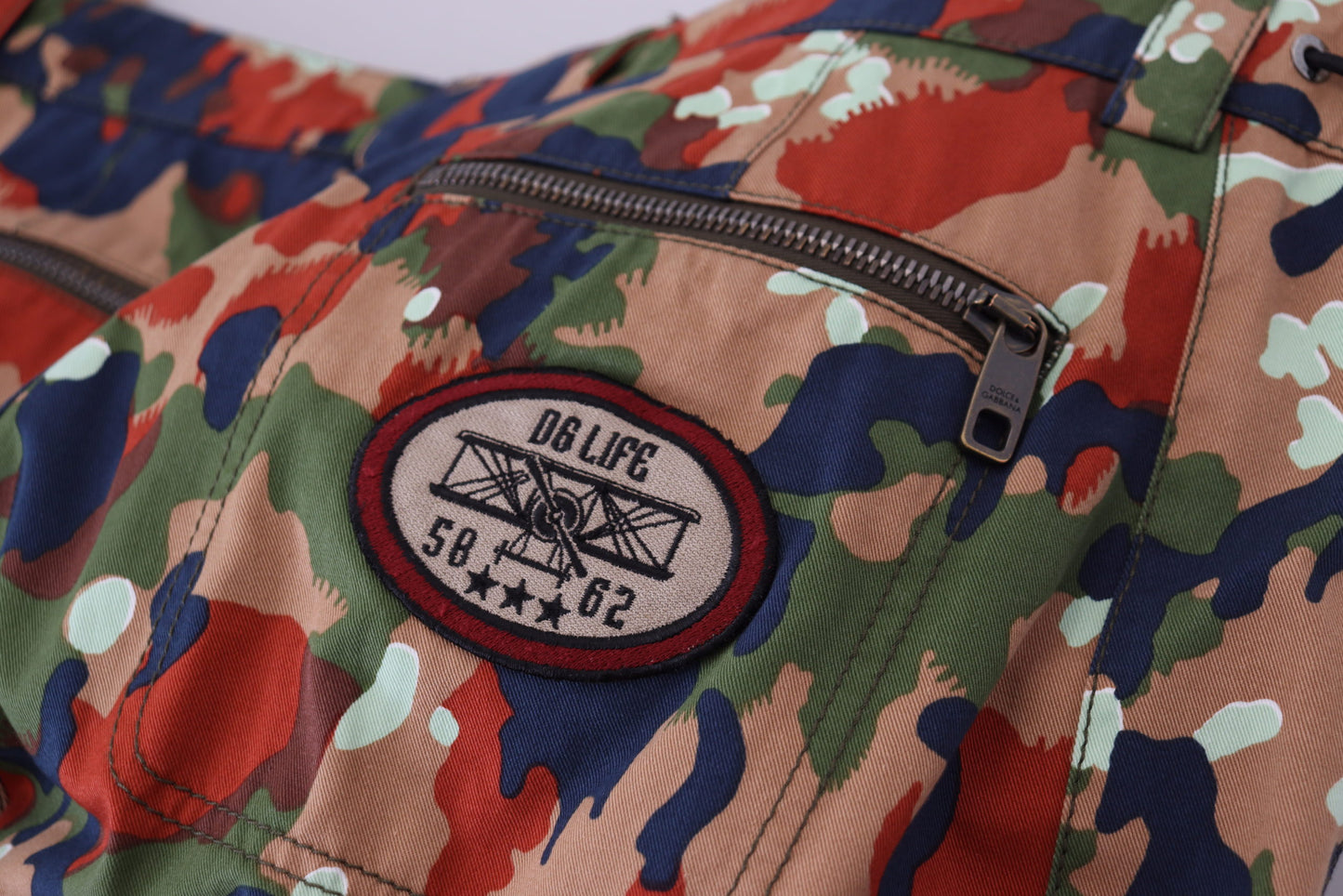 Dolce & Gabbana Mehrfarbige Camouflage-Cargo-Shorts aus Baumwolle