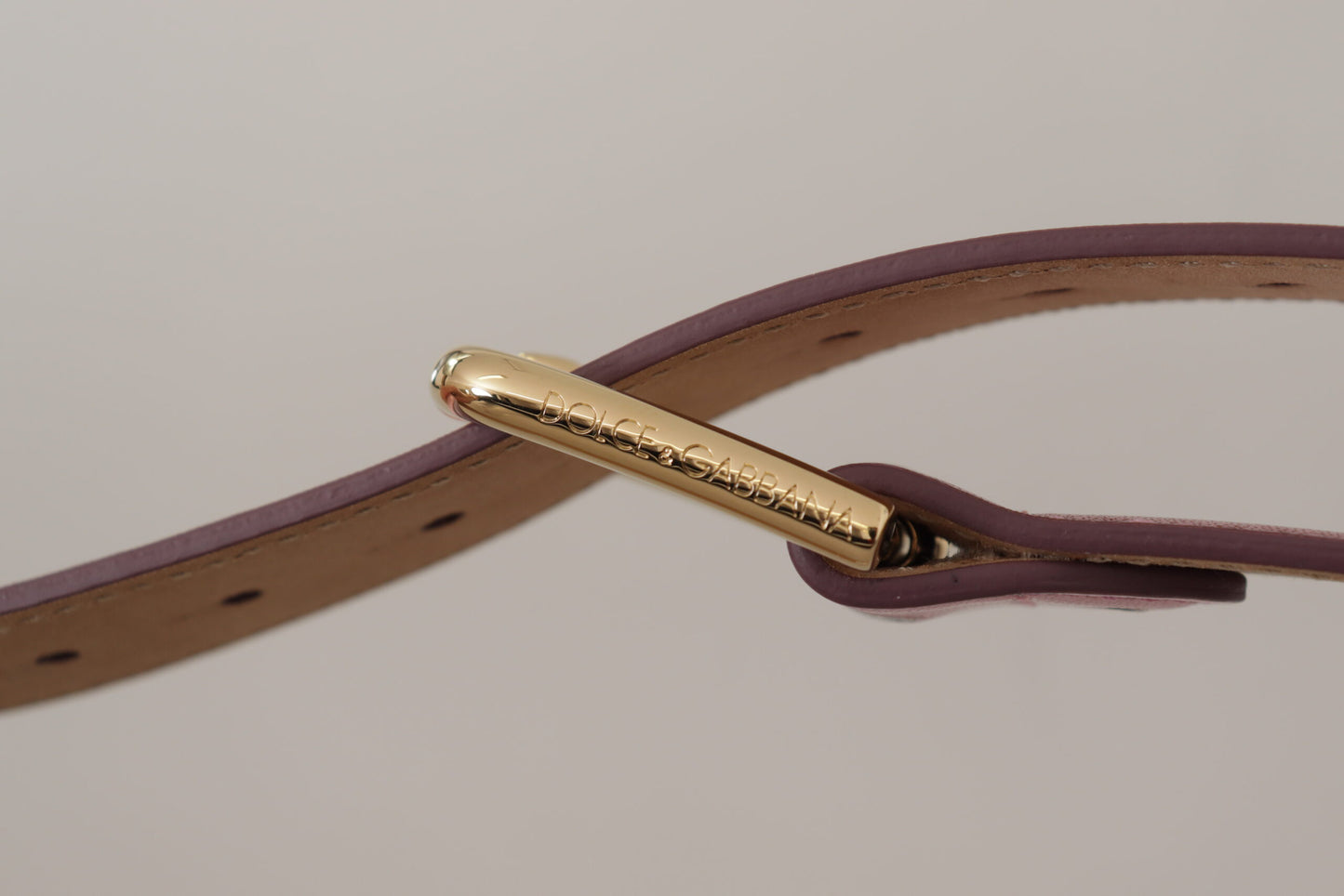 Dolce & Gabbana – Gürtel aus poliertem Leder in Metallic-Pink mit Logo und Metallschnalle