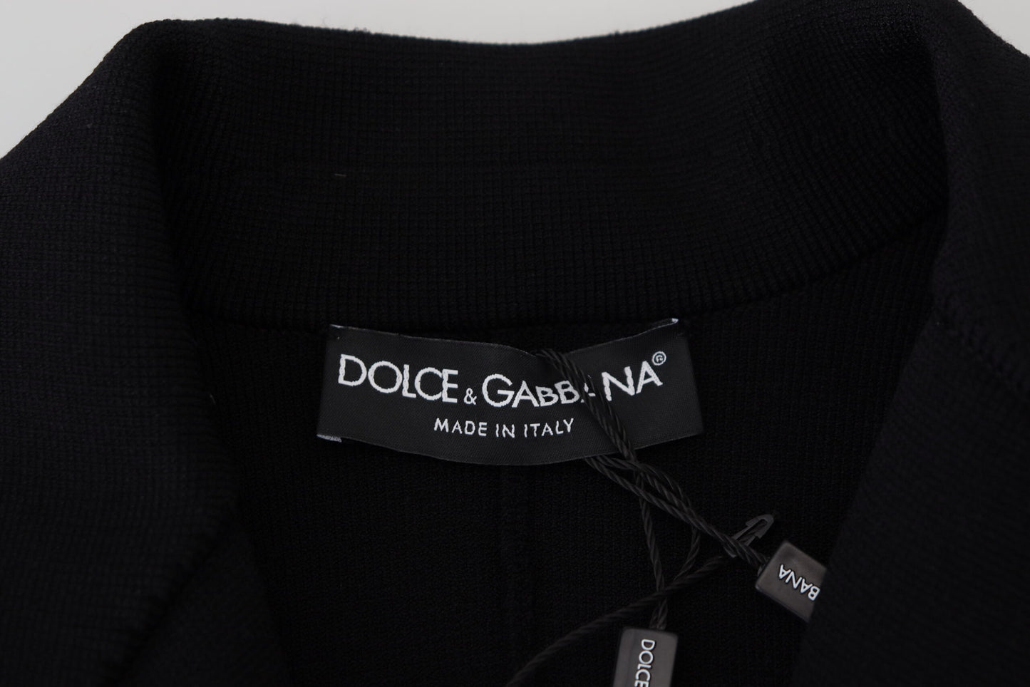 Dolce & Gabbana – Schwarzer Cardigan-Blazer aus Viskose mit Knöpfen