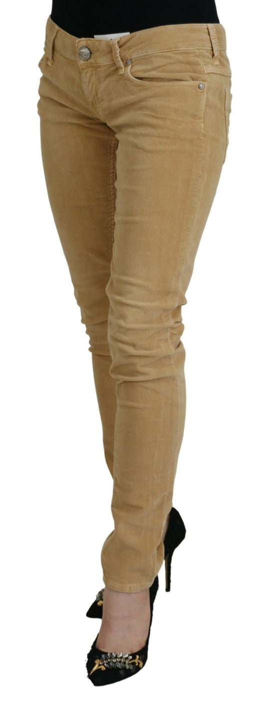 Acht Braune Baumwollcord-Jeans mit niedriger Taille für Damen