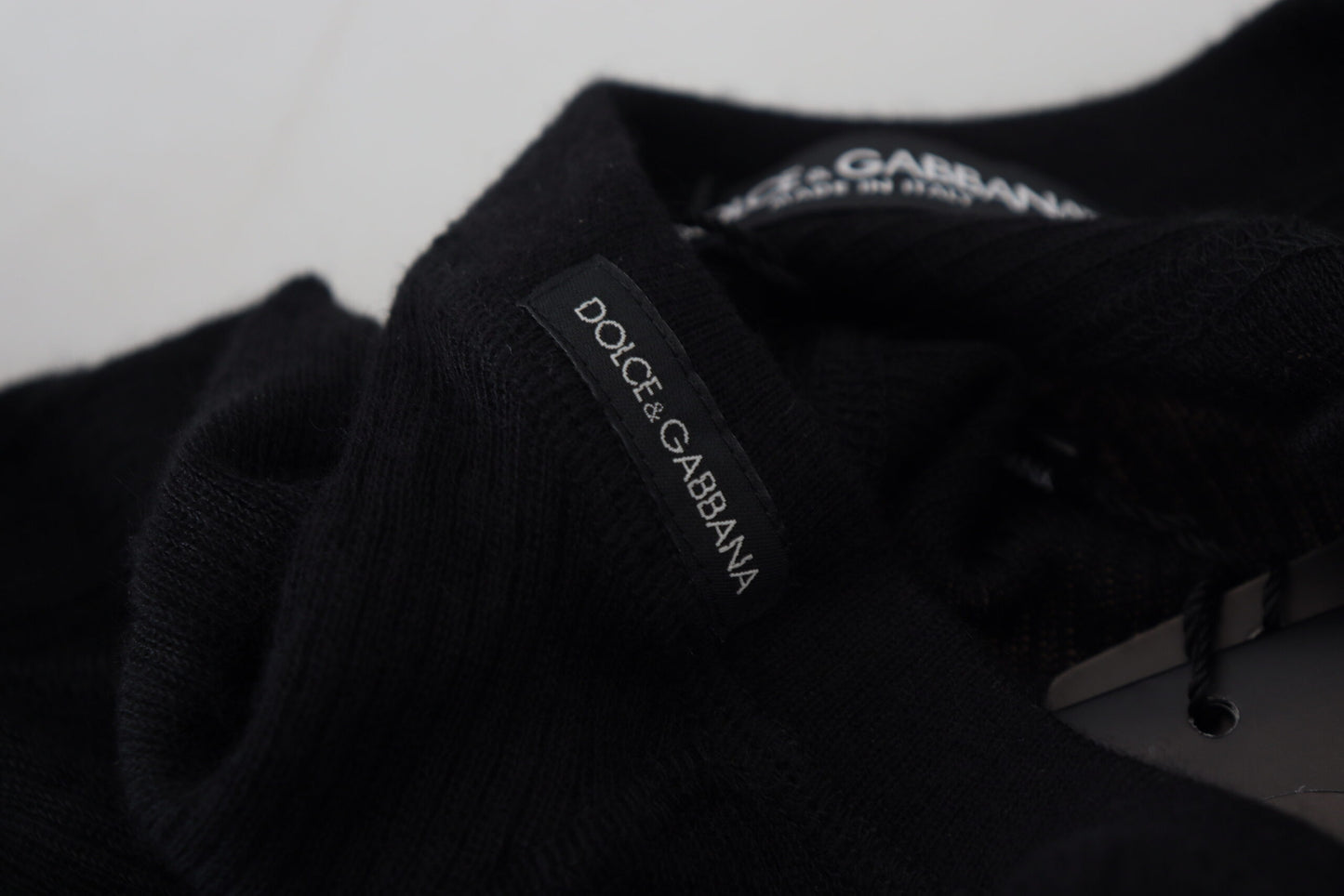 Dolce & Gabbana – Schwarzer Kaschmirpullover mit Knöpfen