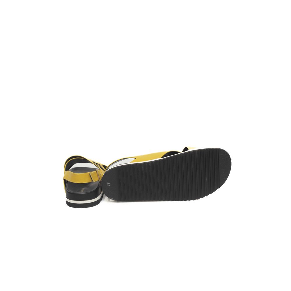 Cerruti 1881 Gelbe Kalbsleder-Sandalen für Damen