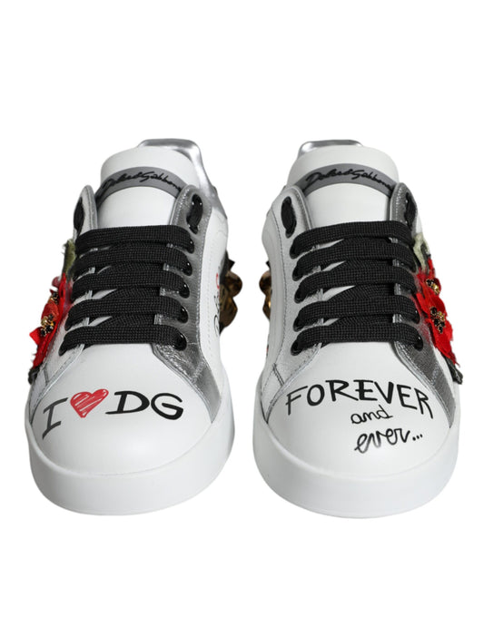 Dolce & Gabbana – Weiße Sneakers aus Leder mit Blumen- und Nietenbesatz