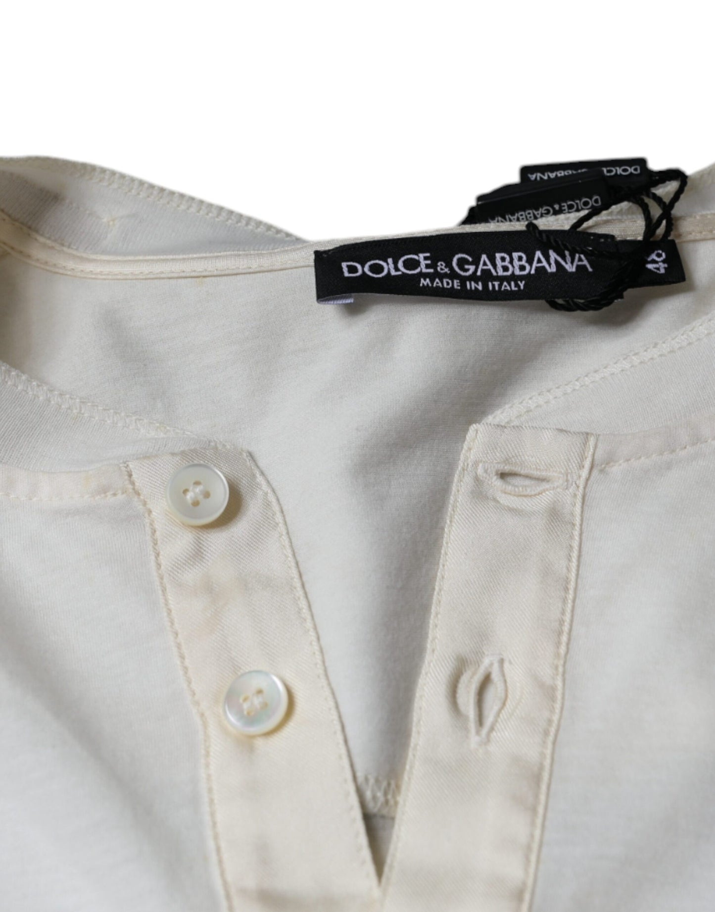 Dolce & Gabbana – Kurzärmliges T-Shirt aus gebrochenem Weiß