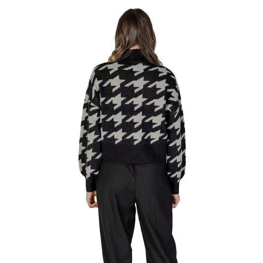Schwarzer Marabou-Pullover von Vero Moda
