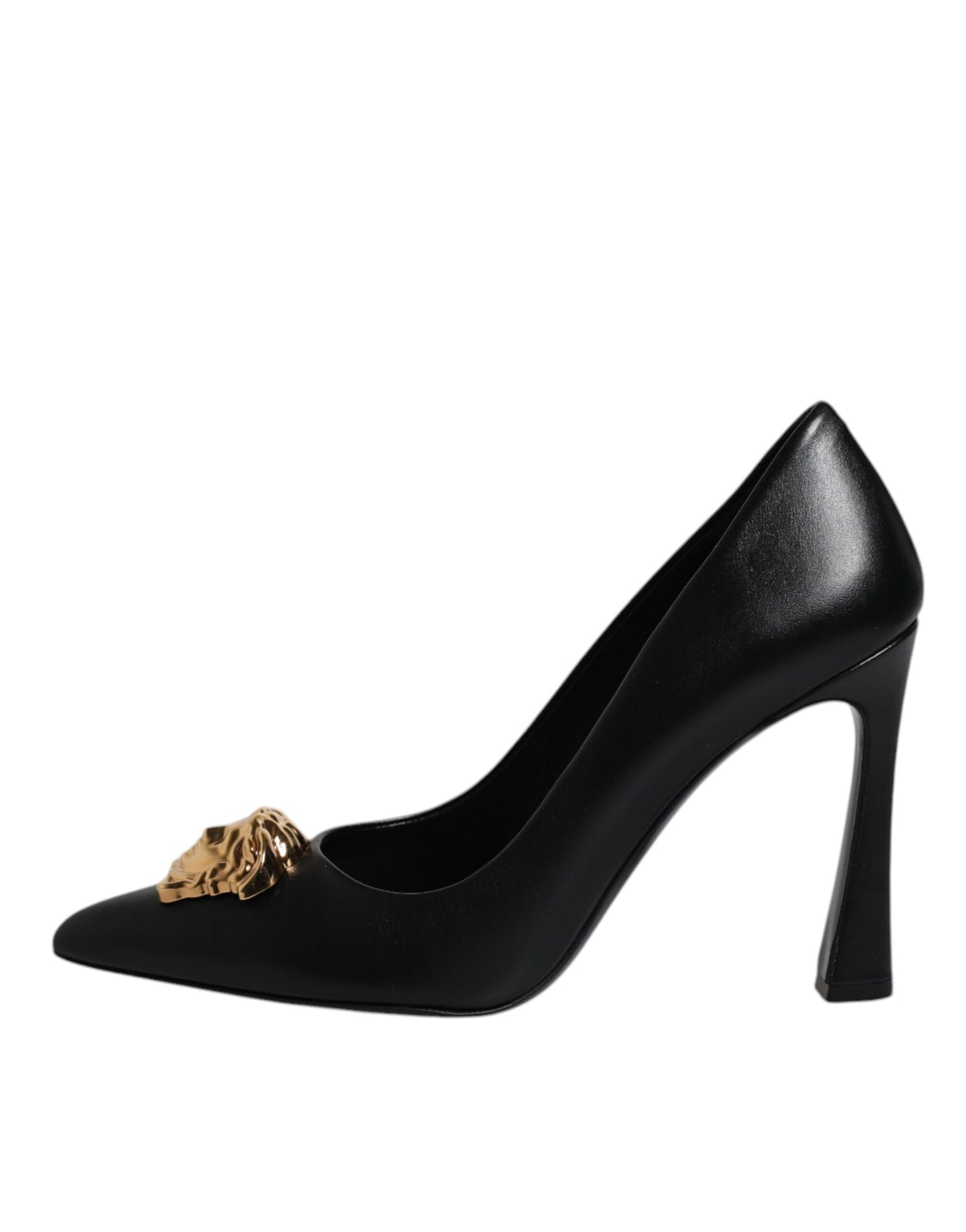 Versace – Pumps mit Logo-Schild aus schwarzem Leder