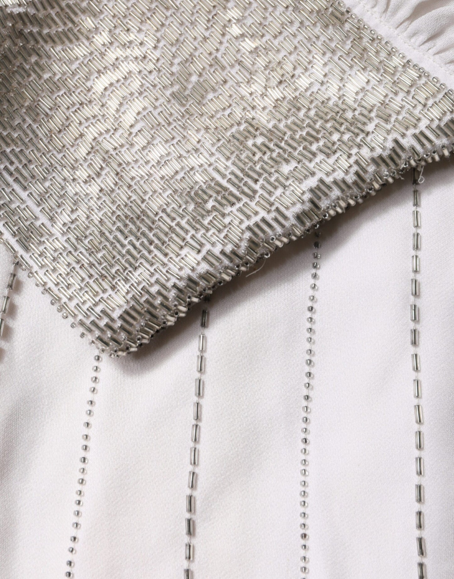 Christian Pellizzari – Langes Maxikleid mit Verzierung in Off-White