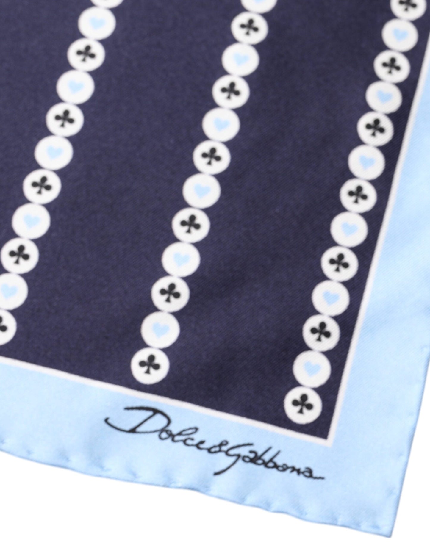 Dolce & Gabbana – Blaues Seidentaschentuch mit Herz-Spade-Muster