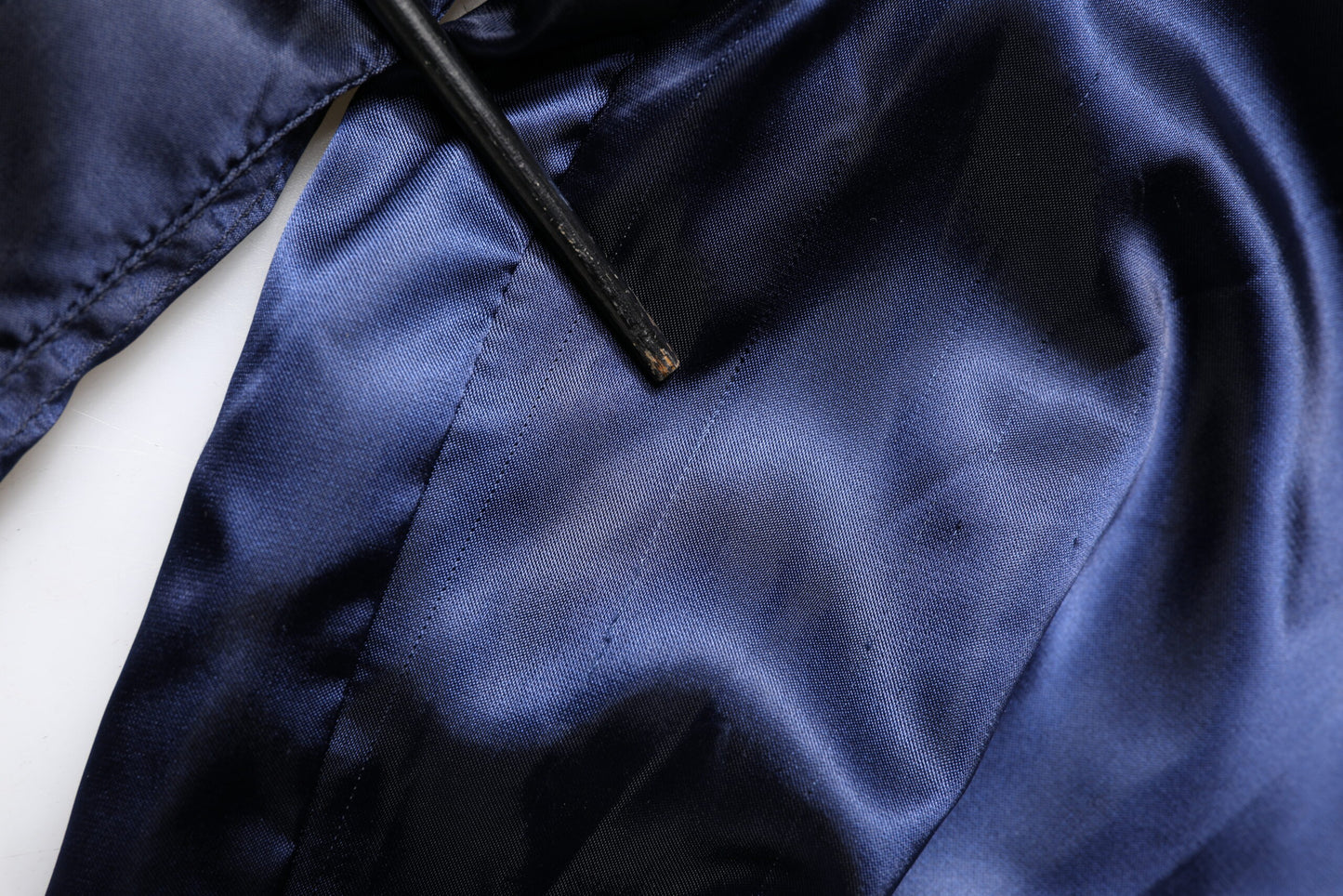 Dolce & Gabbana – Blaue Nylon-Bomberjacke „DG Crown“ mit durchgehendem Reißverschluss