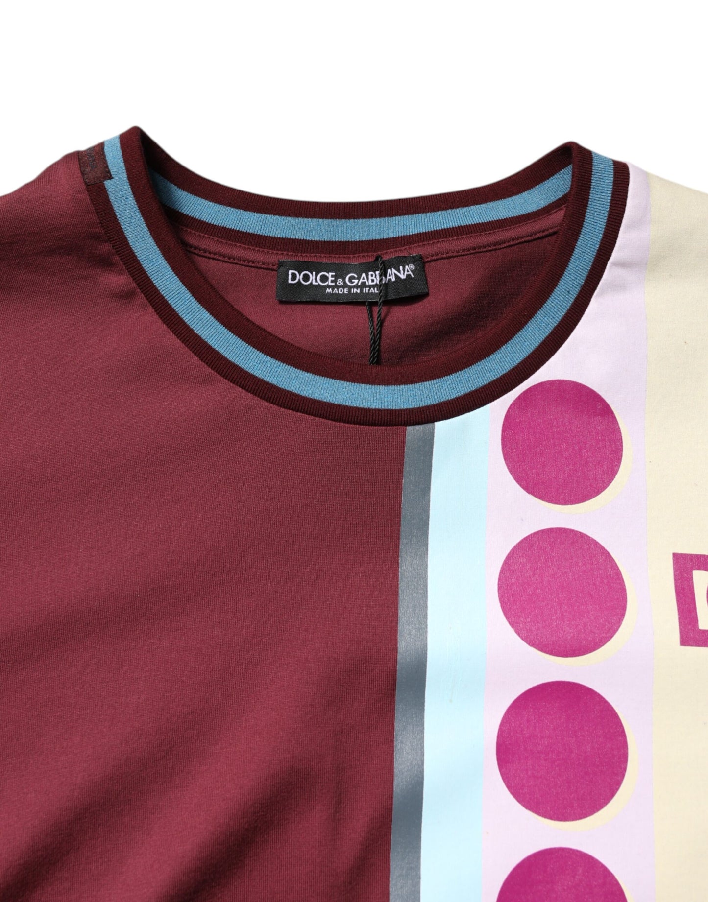 Dolce & Gabbana – Kurzärmliges T-Shirt mit mehrfarbigem Logodruck