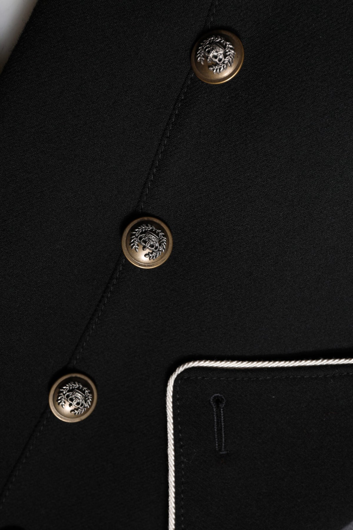Dolce & Gabbana – Zweireihiger Blazer aus schwarzer Wolle