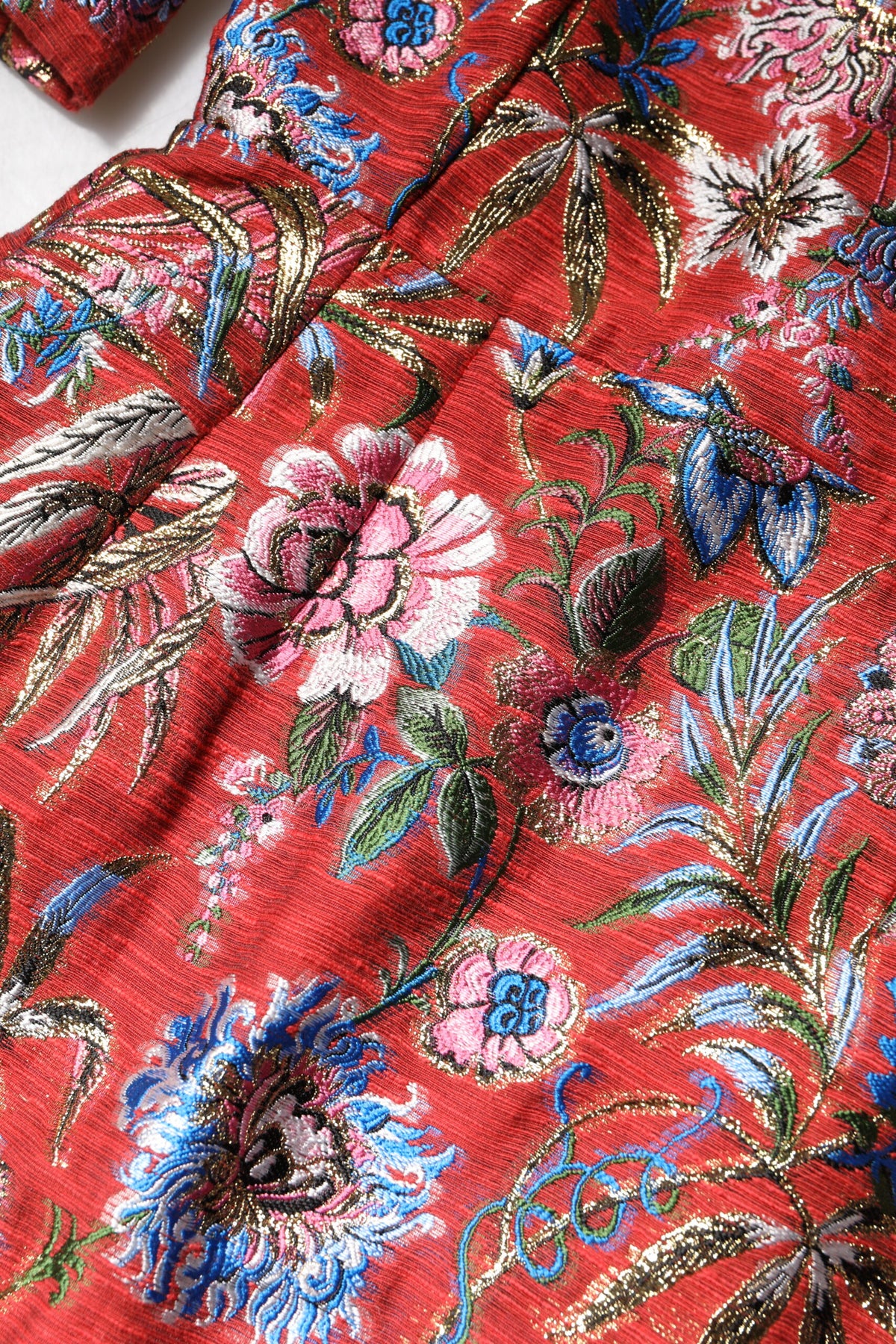 Dolce & Gabbana – Rotes Jacquard-Minikleid in A-Linie mit Blumenmuster