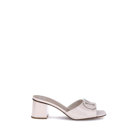 Valentino Garavani Sandalen aus cremefarbenem Kalbsleder (Bos Taurus)