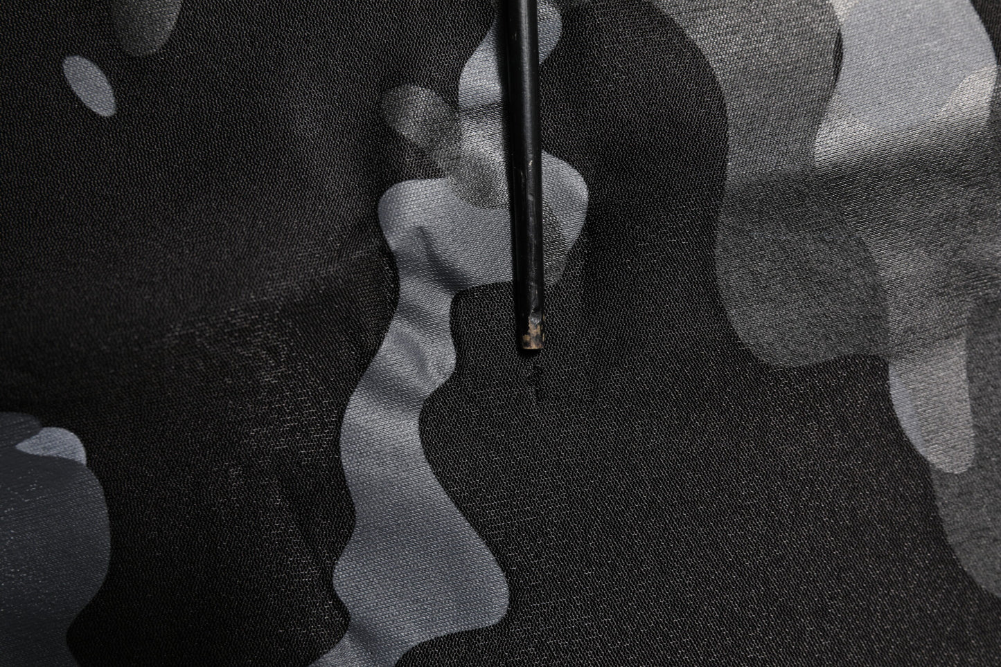 Dolce & Gabbana Schwarzer Camouflage-Pullover