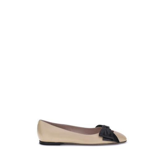 Valentino Garavani Ballerinas aus braunem Kalbsleder Modell Bos Taurus