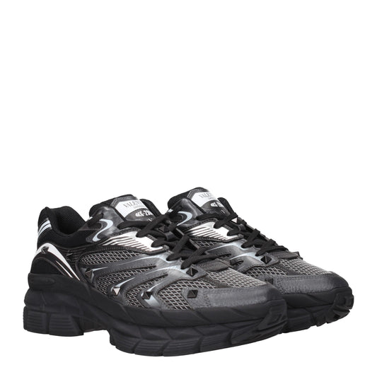 Valentino Garavani – Sportliche Sneakers aus schwarzem Stoff