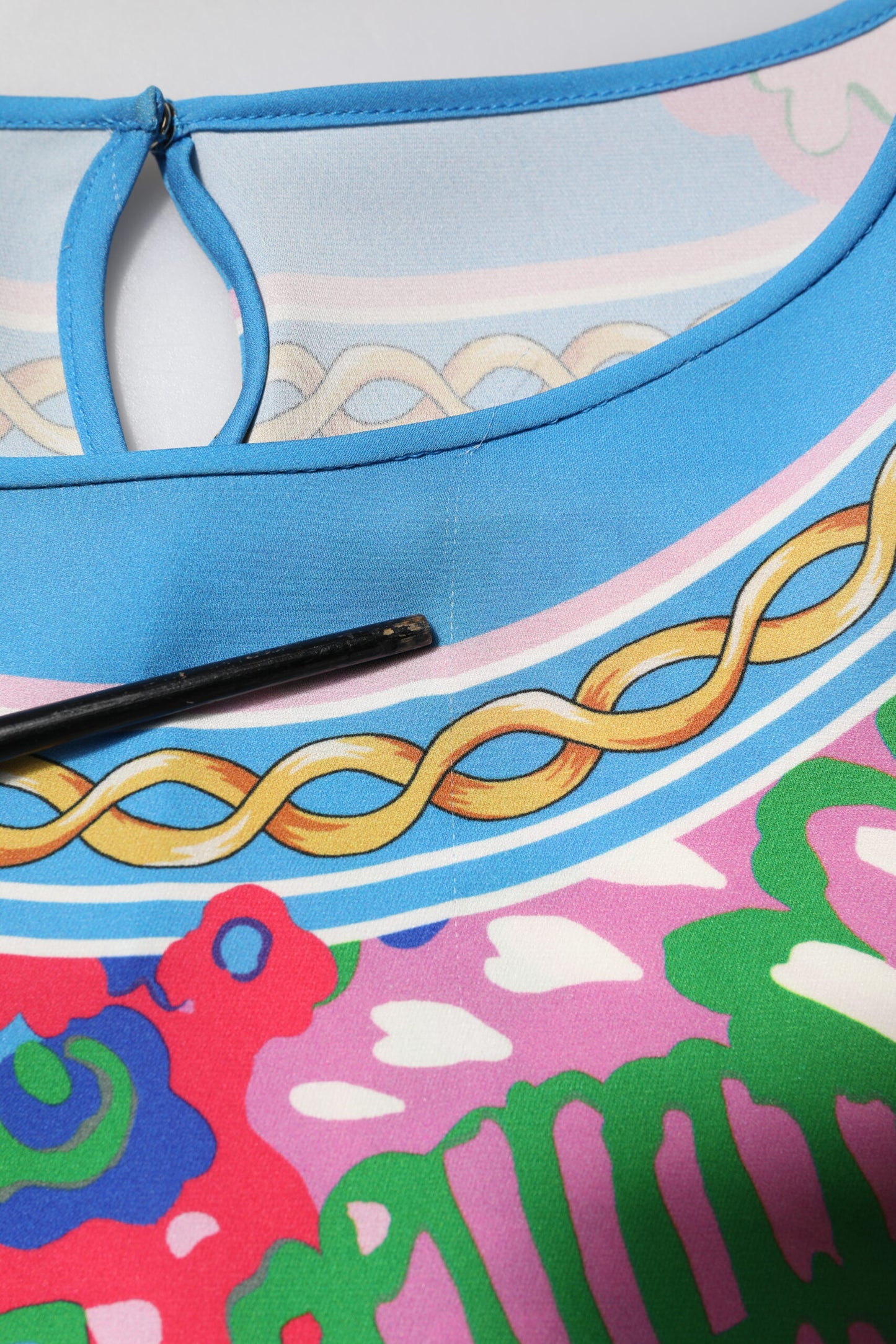 Dolce & Gabbana – Tunika-Bluse mit mehrfarbigem Blumenmuster