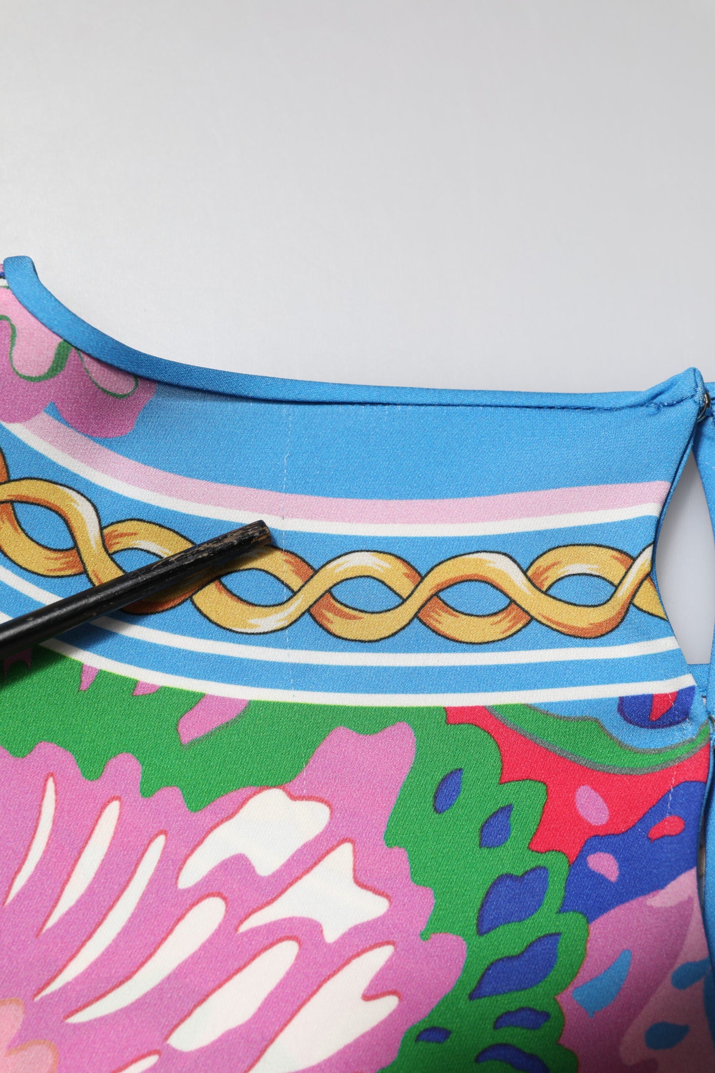 Dolce & Gabbana – Tunika-Bluse mit mehrfarbigem Blumenmuster