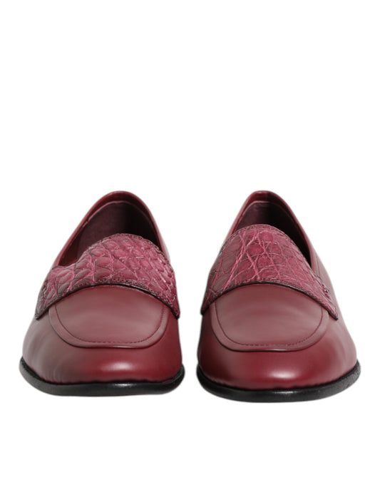 Dolce & Gabbana – Formelle Slipper aus burgunderrotem Leder
