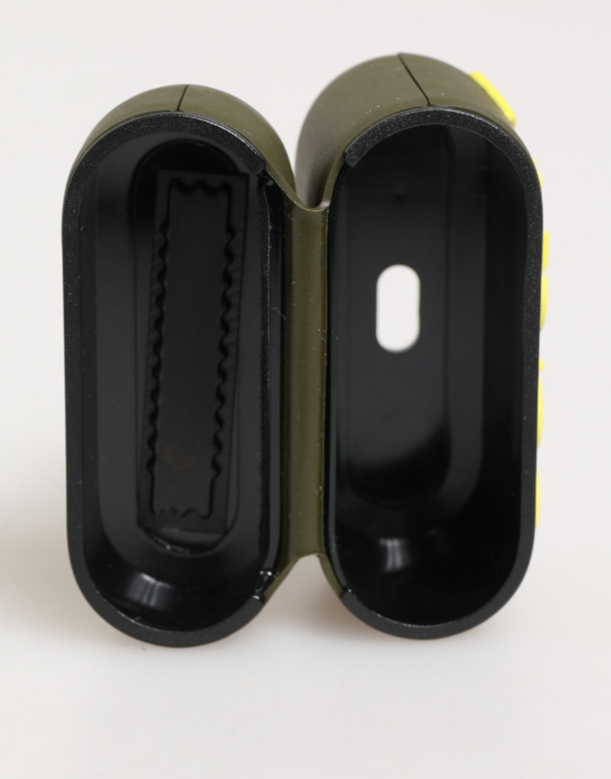 Dolce & Gabbana – Airpods-Etui aus Gummi mit geprägtem Logo in Armeegrün