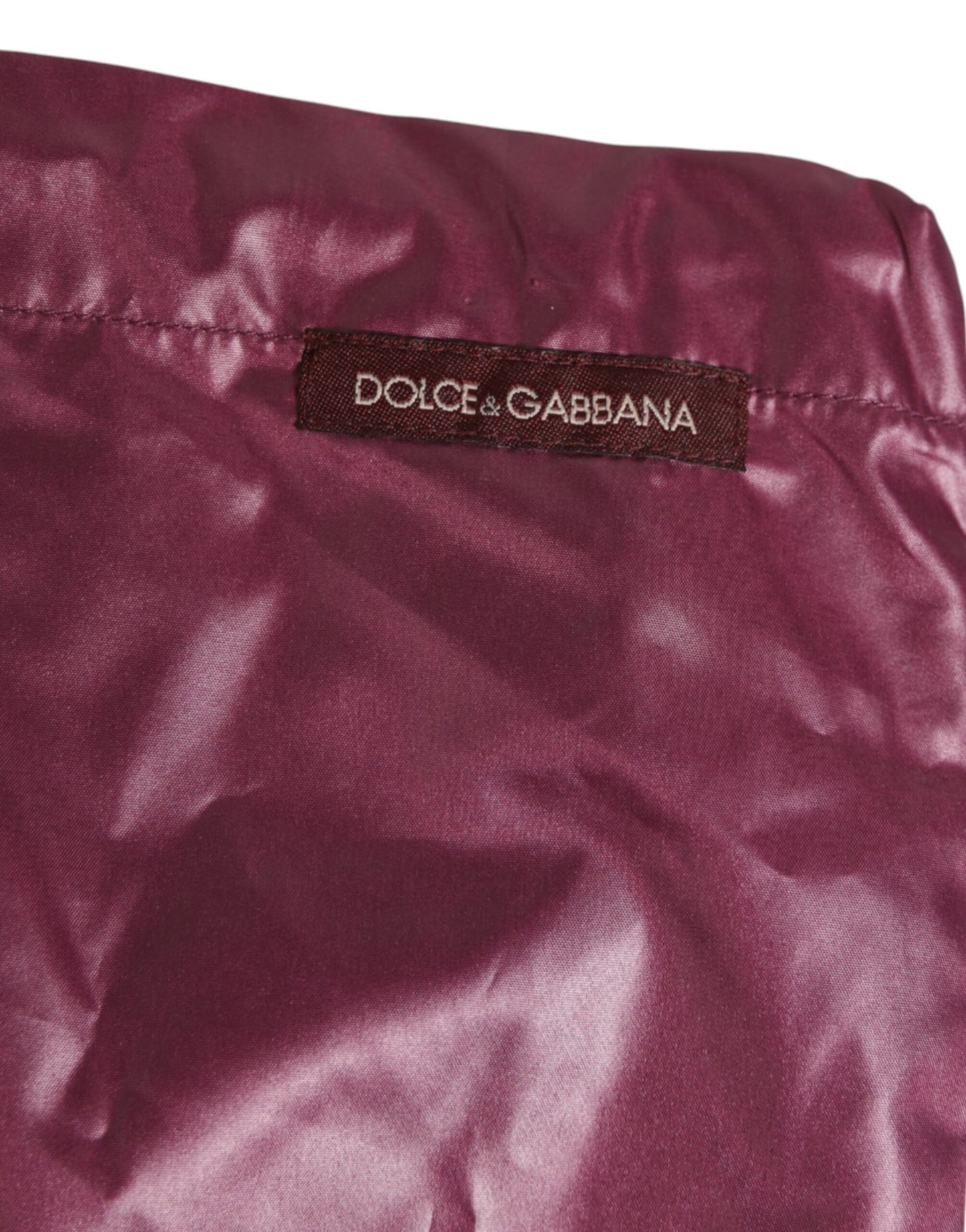 Dolce & Gabbana – Burgunderrote Bademode aus Polyester mit Logoprägung und Wappen