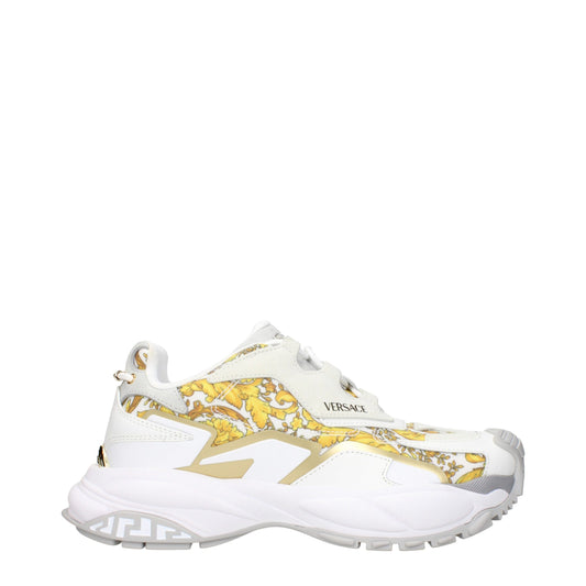 Versace – Niedrige Sneakers aus goldenem Stoff