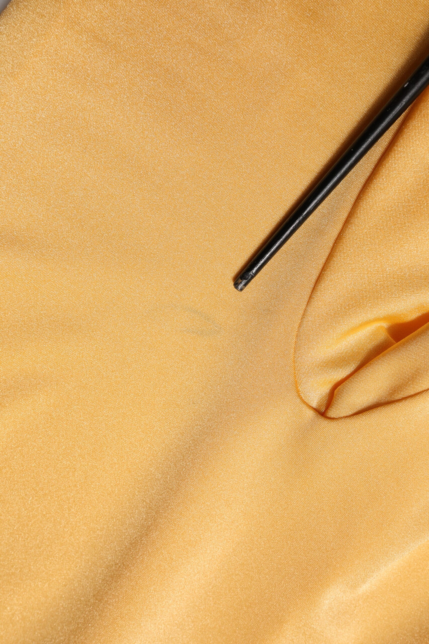 Dolce & Gabbana Goldgelbes Stretch-Bodysuit-Kleid mit langen Ärmeln