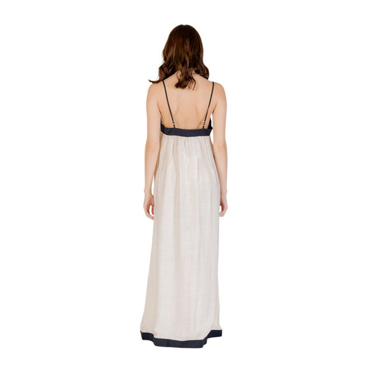 Vero Moda – Beigefarbene Nylon-Lang