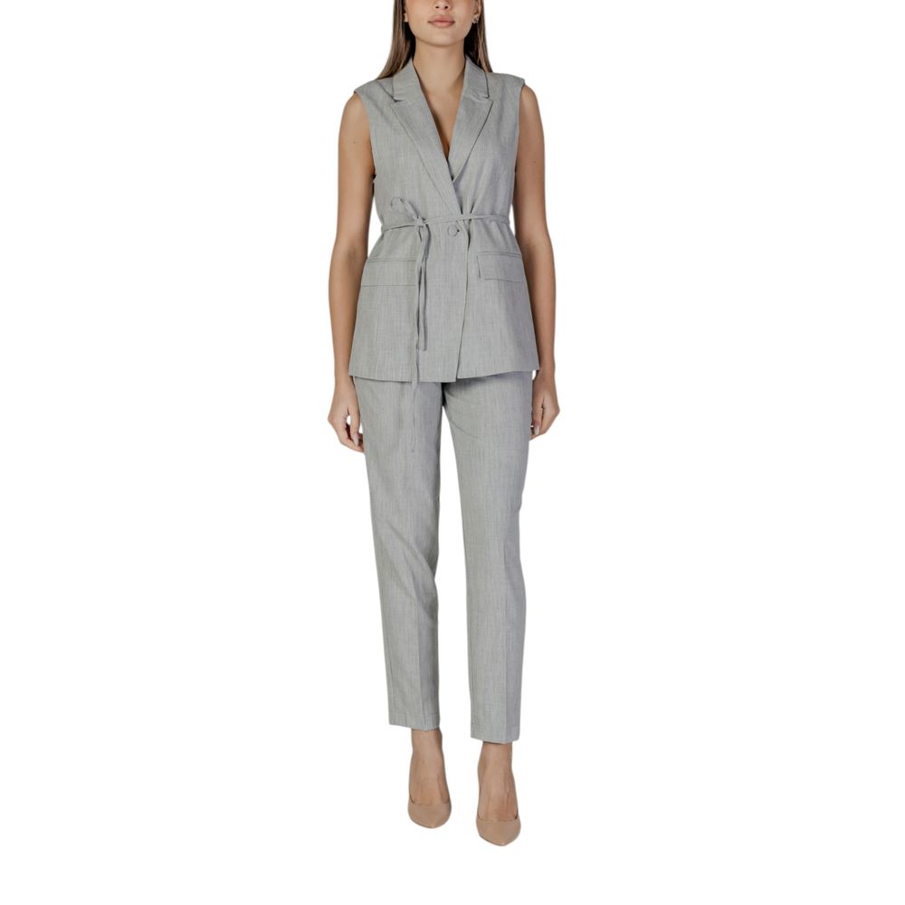 Vila Clothes – Graue Weste aus recyceltem Polyester