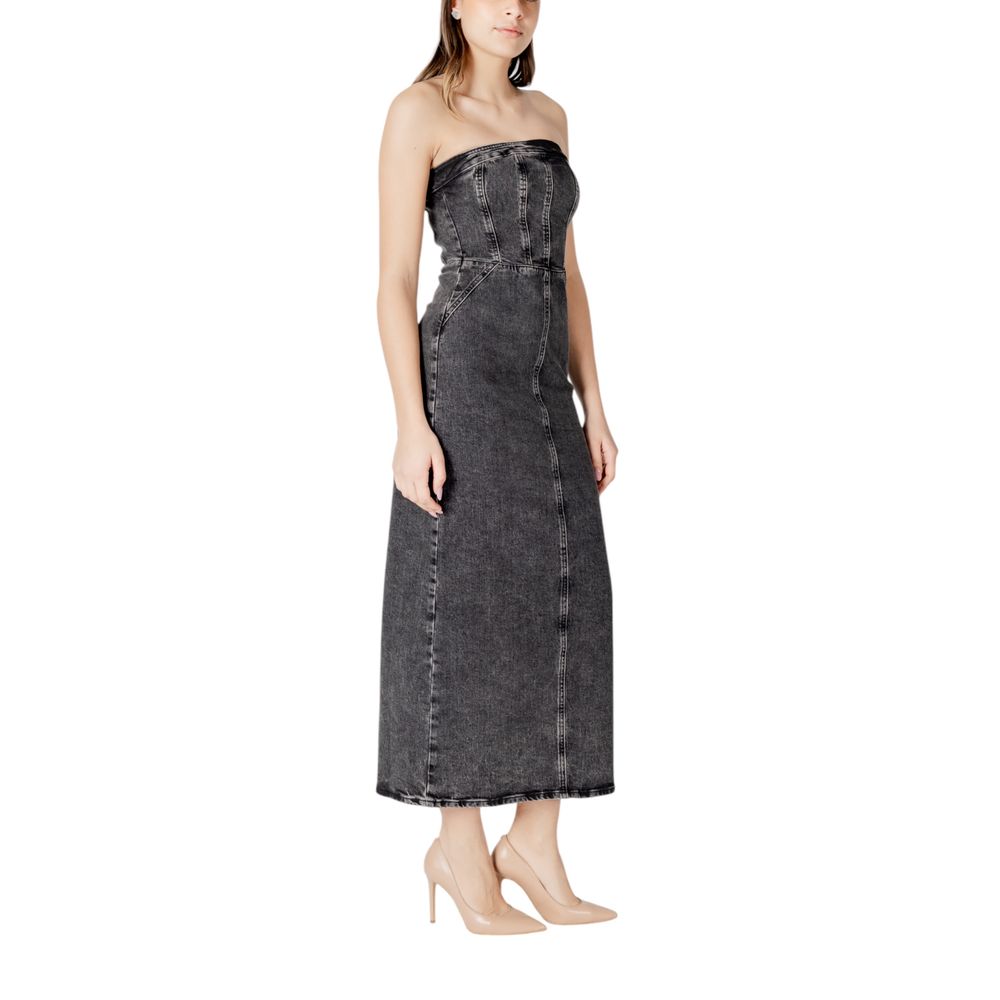 ICHI Schwarzes Midikleid aus Baumwolle