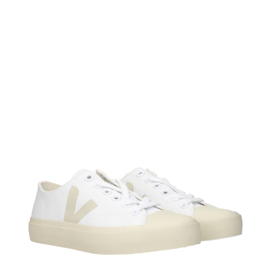 Veja – Niedrige Sneakers aus weißem Stoff