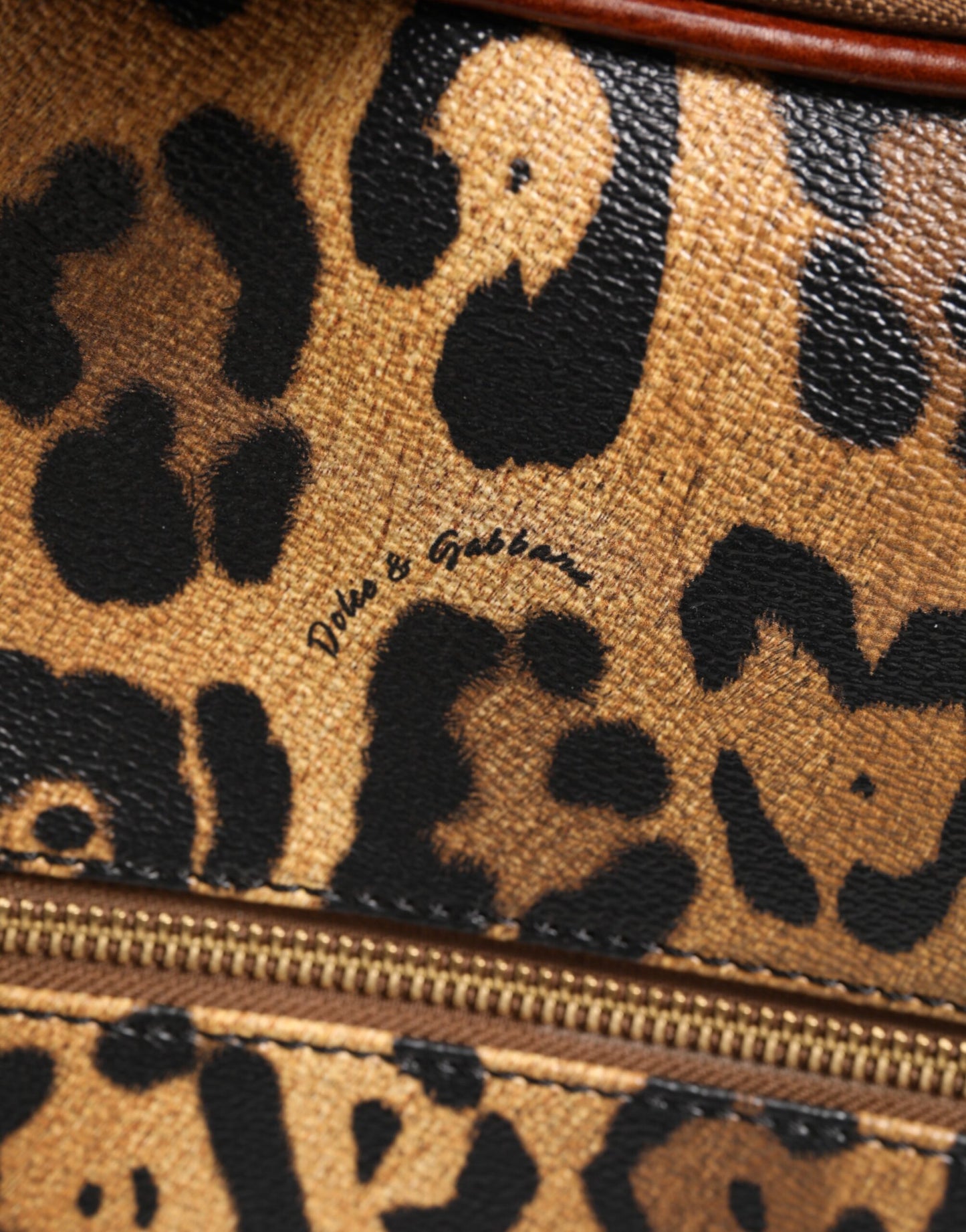 Dolce & Gabbana – Trolley-Reisetasche aus Leder mit Rädern in Braun mit Leopardenmuster