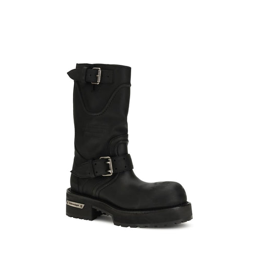 Balenciaga Schnürstiefel aus schwarzem Kalbsleder (Bos Taurus)