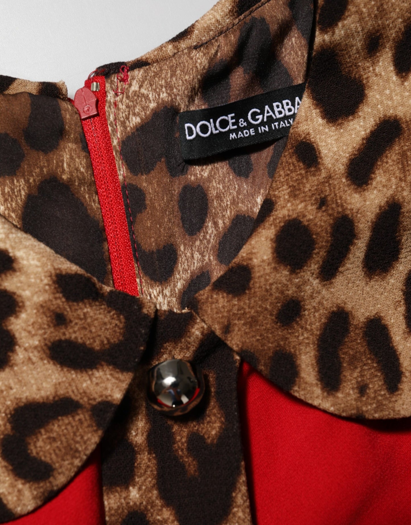 Dolce & Gabbana – Etuikleid aus Viskose mit rotem Leopardenmuster in A-Linie