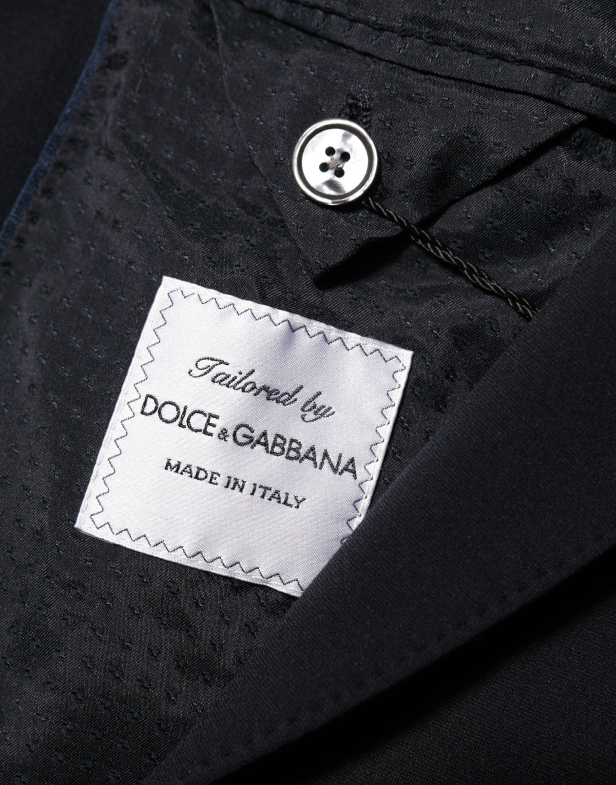 Dolce & Gabbana – Schwarzer Blazer aus Viskose mit 2 Knöpfen