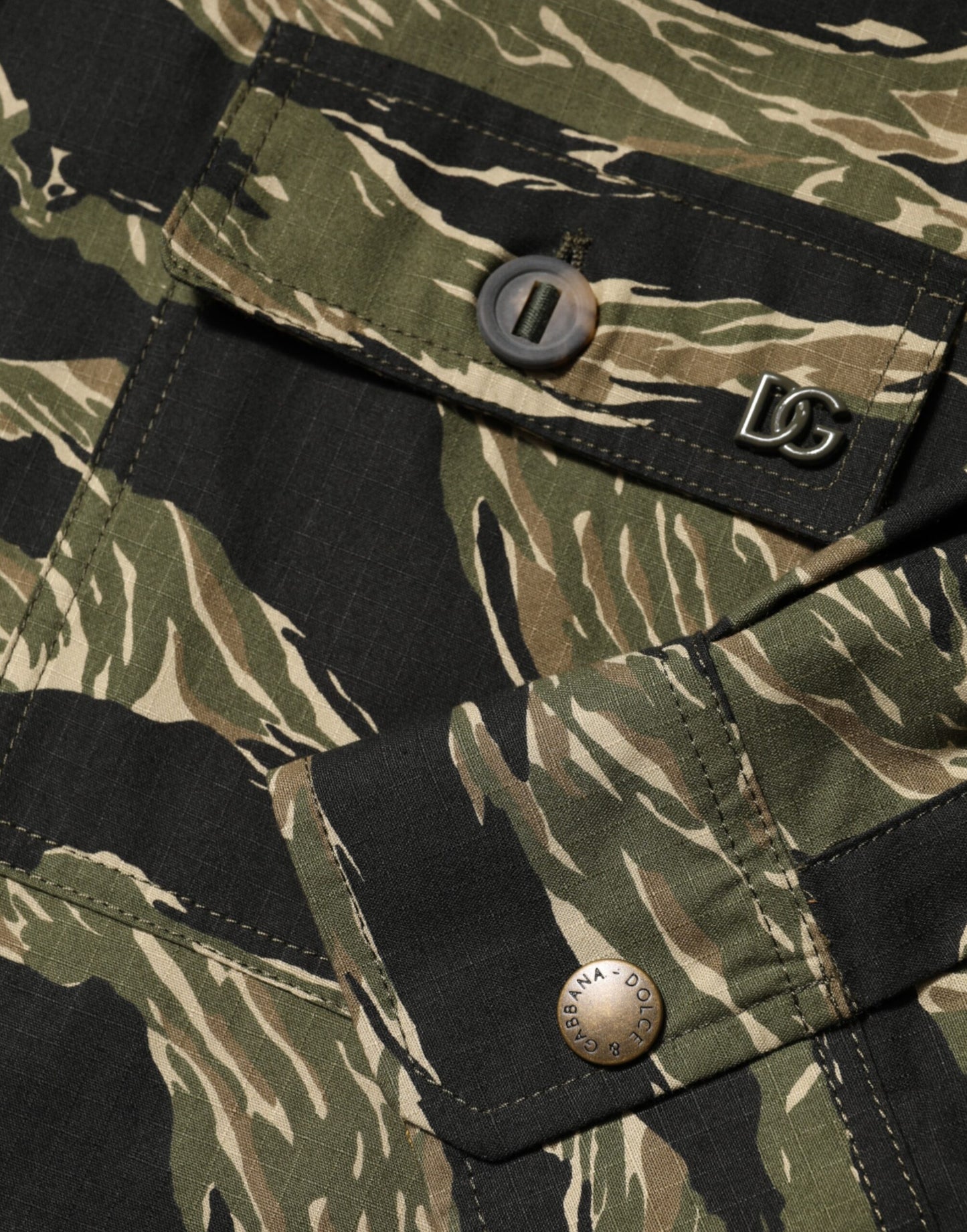 Dolce & Gabbana Mehrfarbiges Freizeithemd aus Baumwolle mit Camouflage-Muster