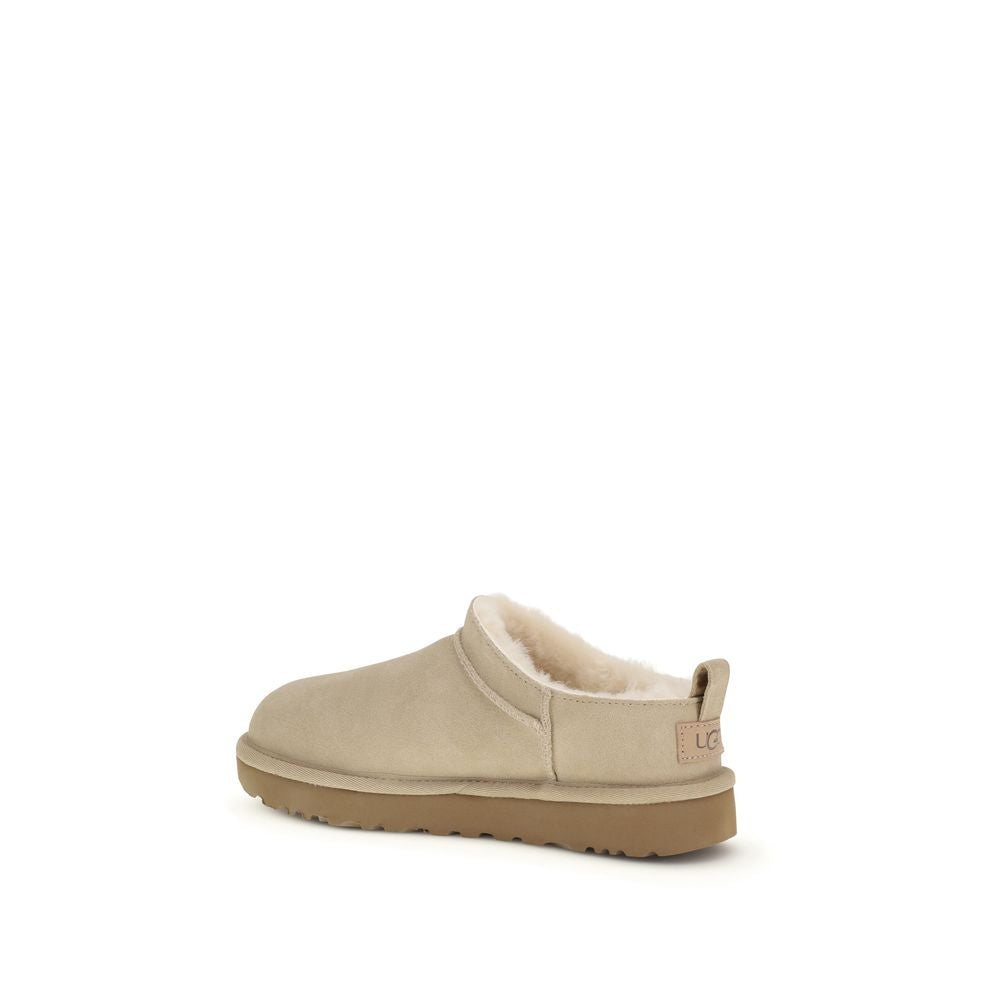 UGG Beige Calf Leather Bos Taurus Ankle Boots