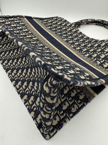 Dior DIOR TOTE BOOK Grande Tote