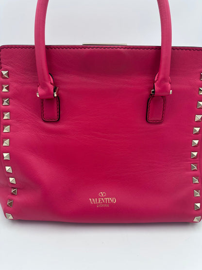 Valentino Garavani VALENTINO GARAVANI Rockstud Medium Pink Handbag