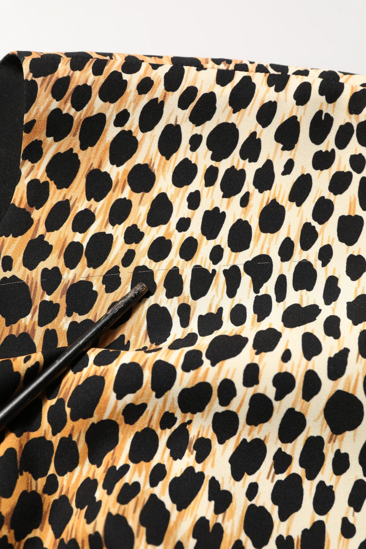 Dolce & Gabbana braunes Leopardenmuster Seiden Etuikleid Midi