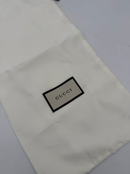 Gucci GUCCI Zip Black Front Logo Embossed Wallet