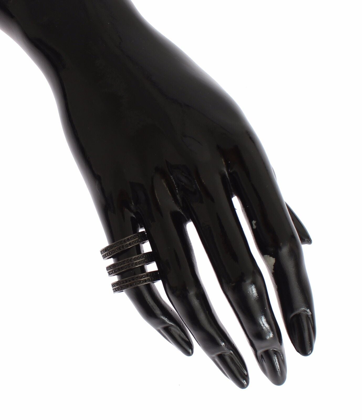 Nialaya Ring aus rhodiniertem 925er Silber mit schwarzen Zirkoniasteinen