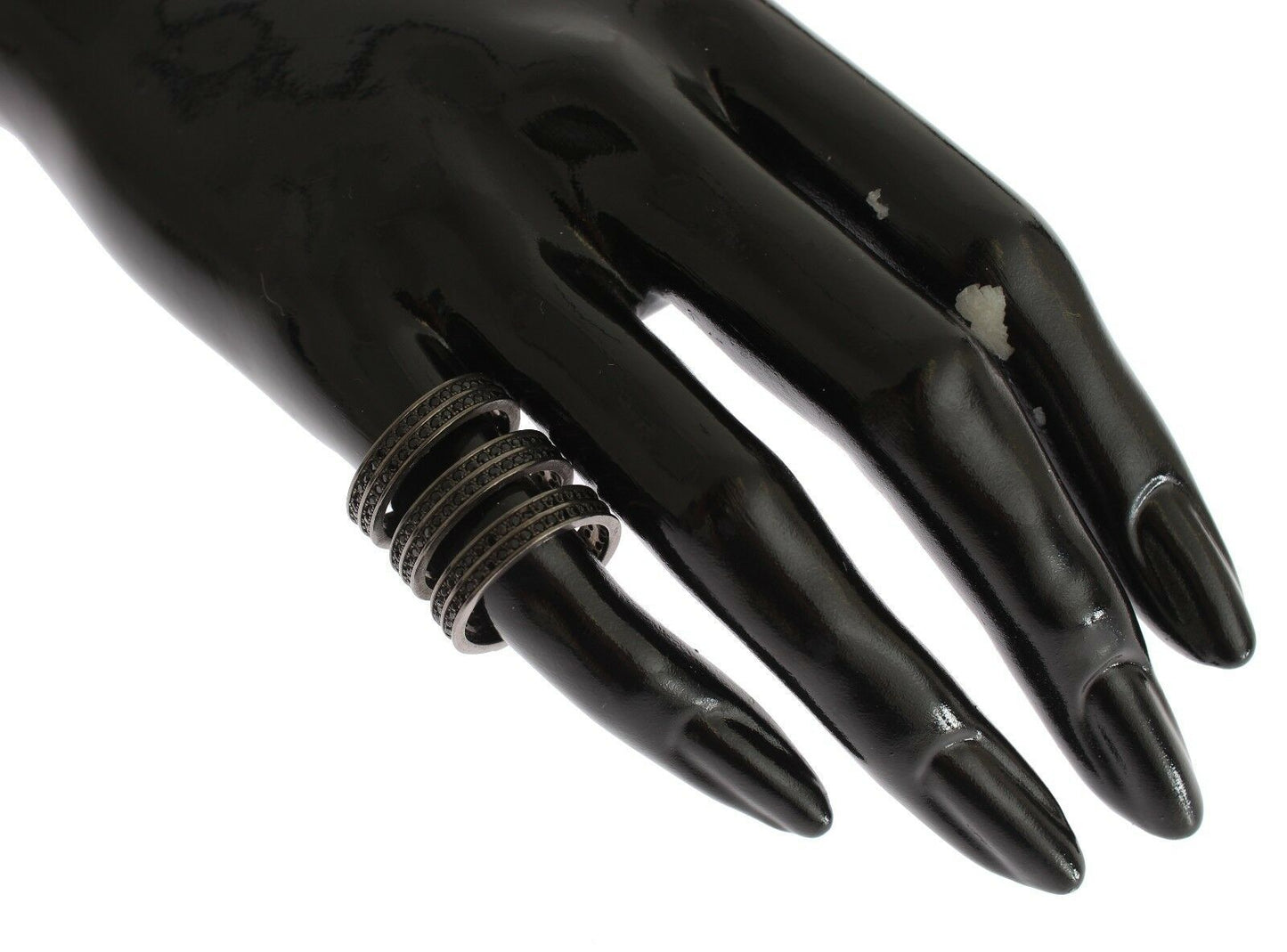 Nialaya Ring aus rhodiniertem 925er Silber mit schwarzen Zirkoniasteinen