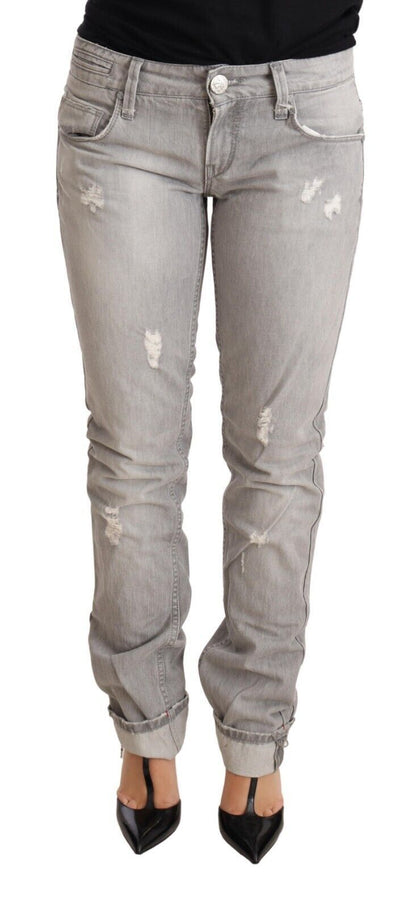Acht – Graue, zerfetzte Slim-Fit-Jeans aus Baumwolle mit umgeschlagenem Saum für Damen